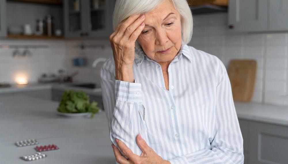 Why are Women More Prone to Alzheimer’s Disease? Study Offers Clue!