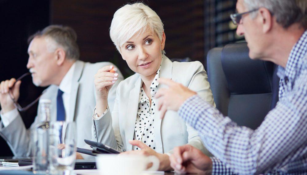 10 Powerful Tips for Women to Build Authority and Influence in Business