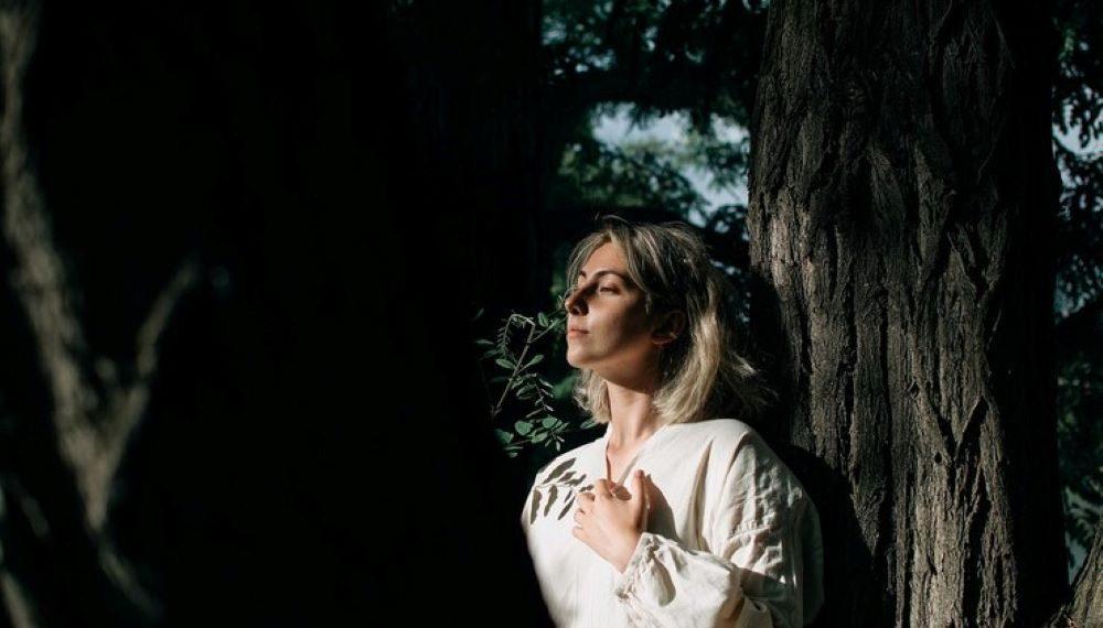 How Embracing Your Feminine Energy Can Help You Gain Success?