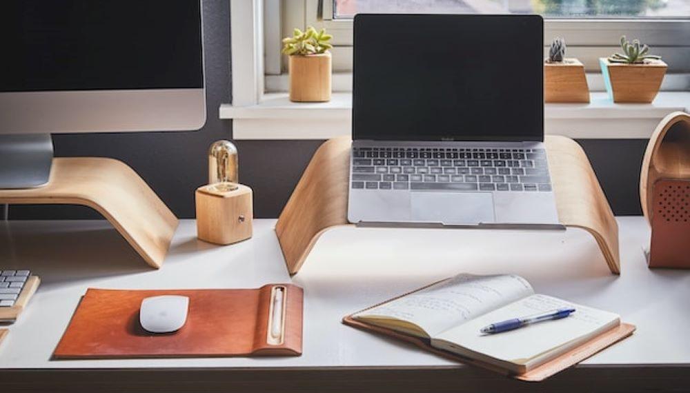 20 Essential Desk Accessories to Enhance Productivity